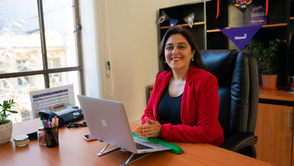 Salomé Valdenegro es la nueva directora regional de Prodemu en Los Ríos
