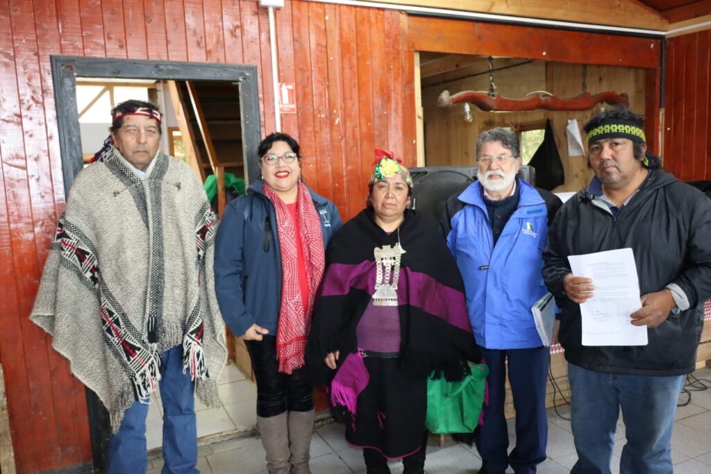 Gobierno en Los Ríos dialoga con comunidades mapuche en la costa de Mehuín