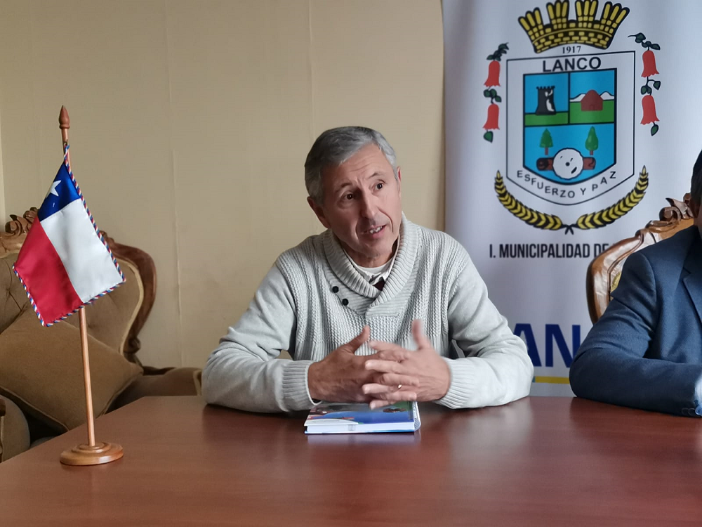 El profesor Roberto Ketterer es el nuevo encargado de la Unidad de Deportes de la Municipalidad de Lanco