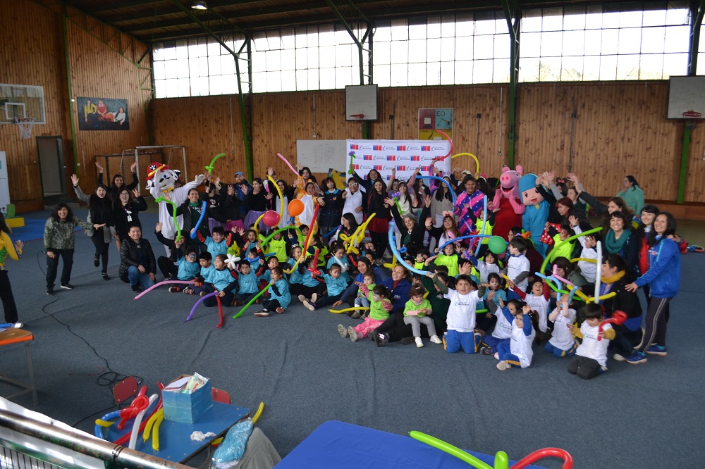 Especial jornada vivieron niños de Lanco, gracias al IND y estudiantes del liceo Bicentenario C.H.G.