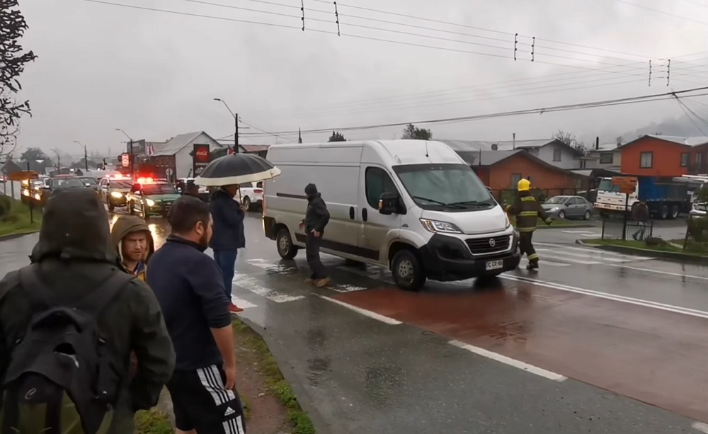 Una persona lesionada deja atropello en pleno centro de Malalhue