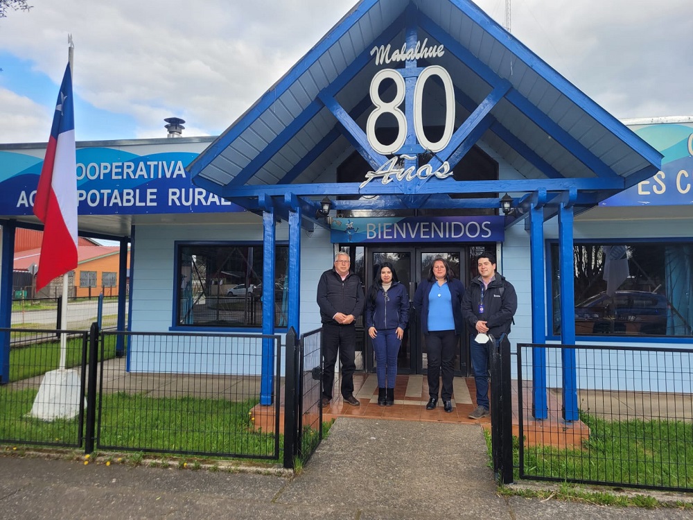 Jefe Zonal de SAESA se reunió con la gerencia de la Cooperativa de Agua Potable Rural de Malalhue