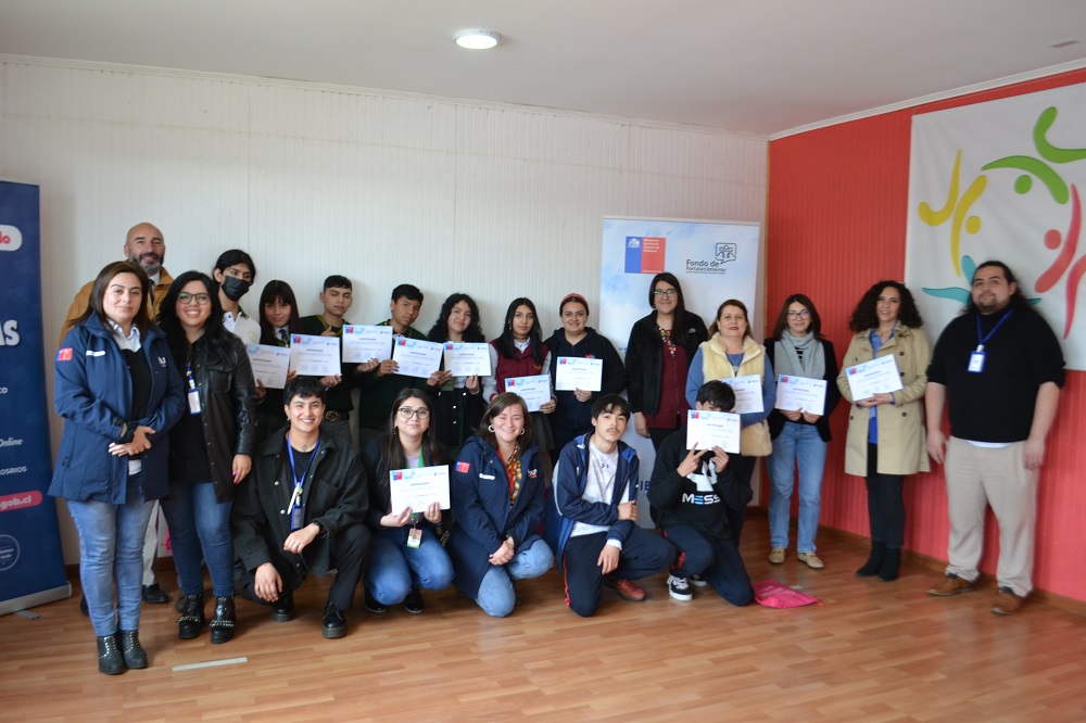 Estudiantes de liceo municipales de Lanco participaron del seminario de Diversidad Afectiva