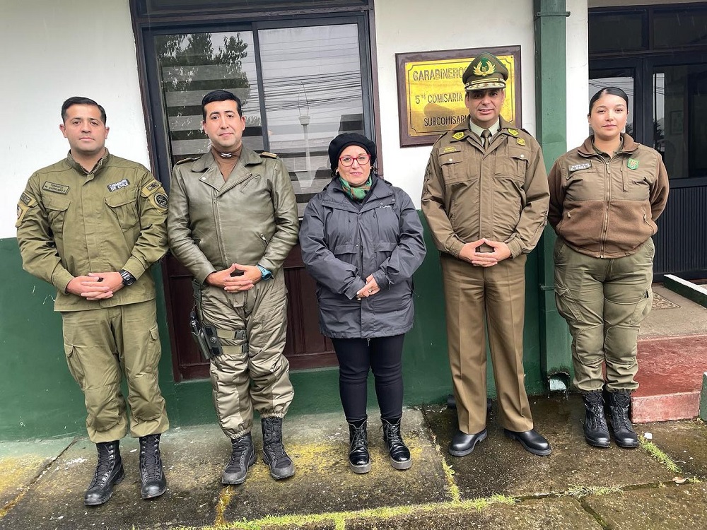 Delegada Carla Peña visitó Fuerza de Tarea en la Subcomisaría de Carabineros de Lanco