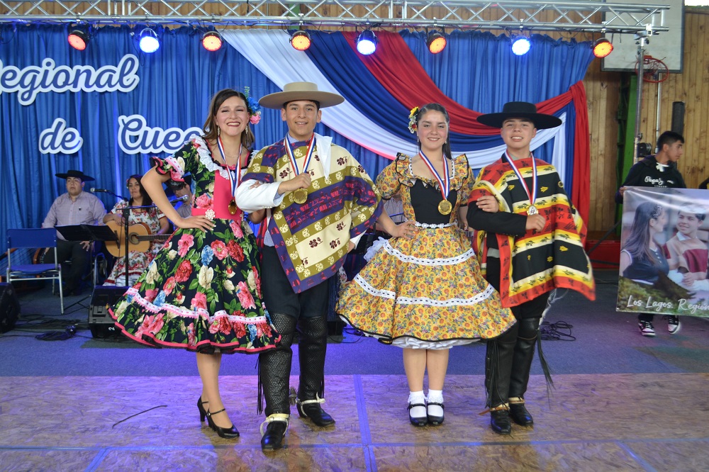 Panguipulli y Los Lagos ganaron el Campeonato Regional de Cueca Escolar Los Ríos 2023