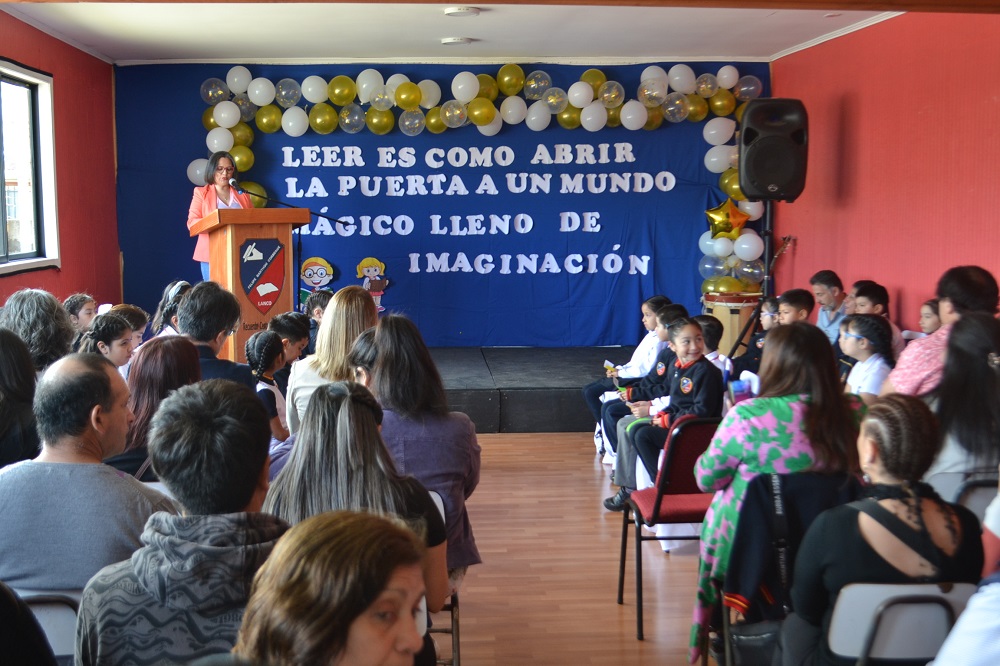 Éxito lector en estudiantes de 1er año básico fue reconocido en la escuela Felipe Barthou de Lanco