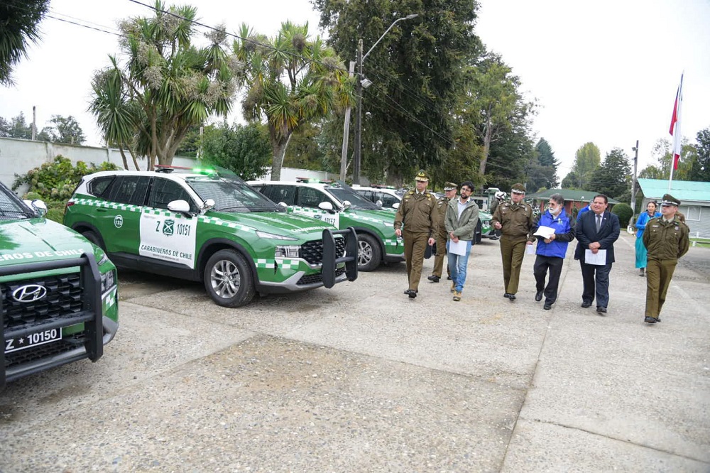 Gobierno Regional de Los Ríos entregó equipamiento y vehículos motorizados para reforzar el trabajo de Carabineros