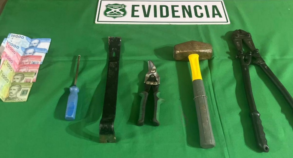 Carabineros de Lanco detuvo a individuo luego de ser sorprendido robando en lugar no habitado