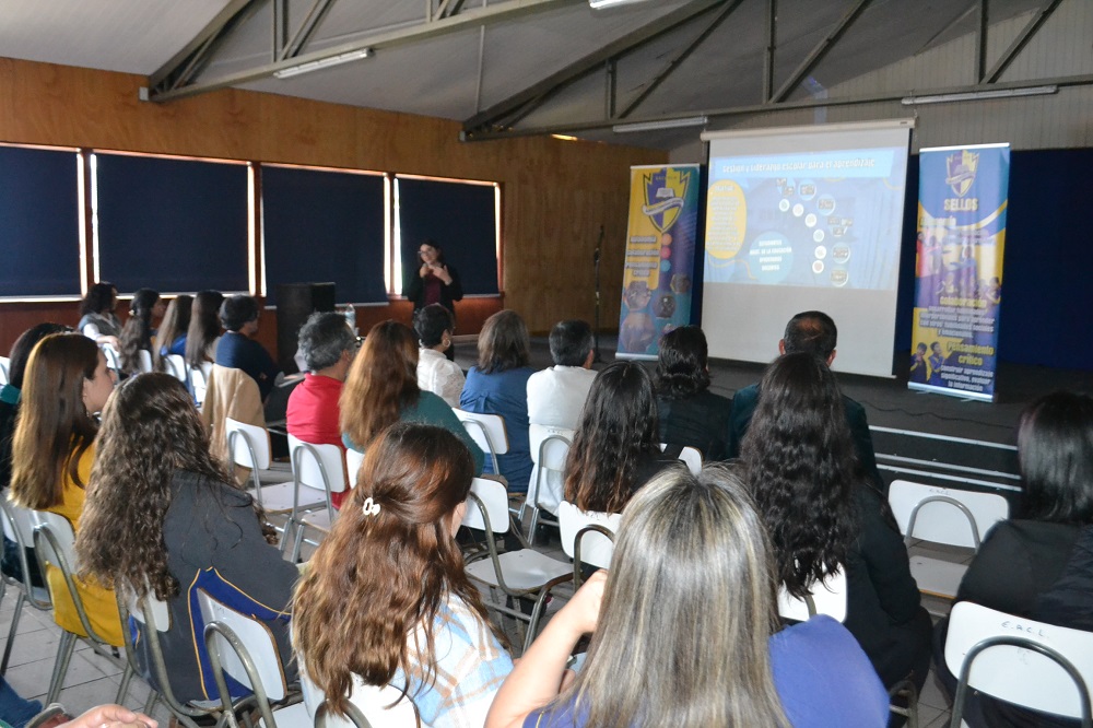 Directora Yanire Turra presenta Cuenta Pública 2023 de la Escuela Alberto Córdova