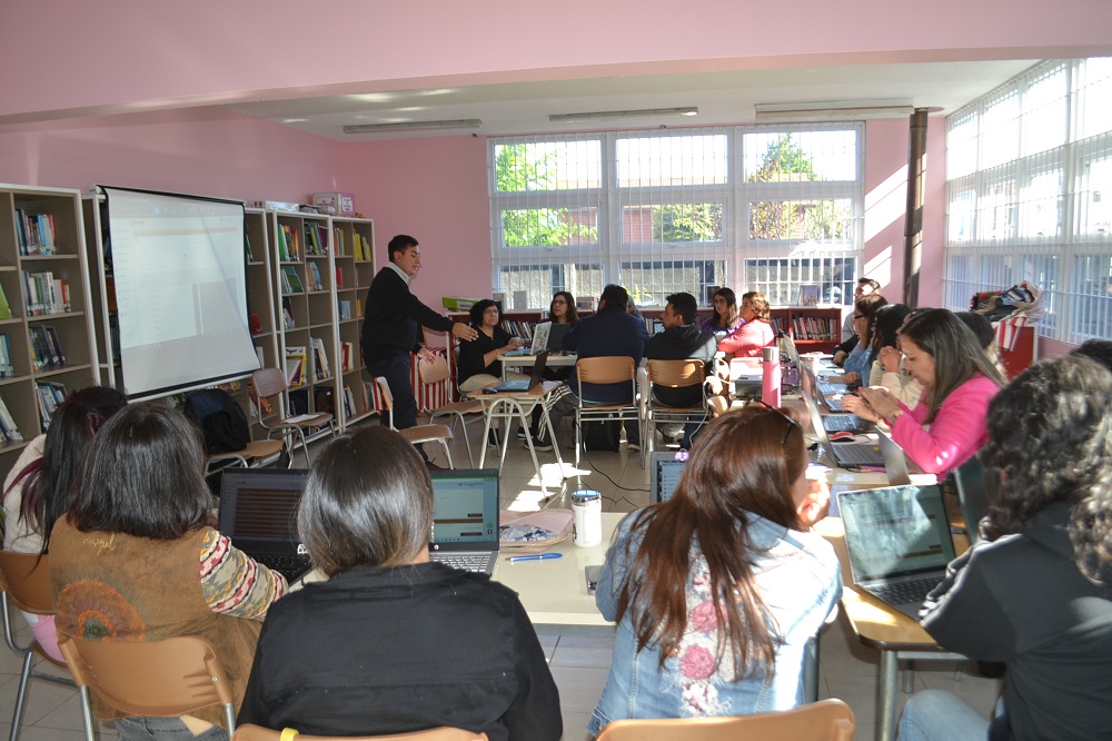 Colegios municipales de Lanco se capacitan en «Mi Aula», una herramienta de gestión pedagógica