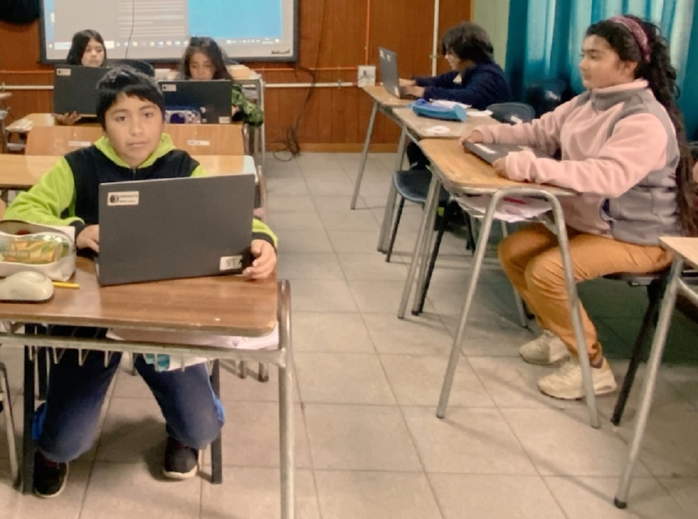 Estudiantes de la escuela Rucaklen fortalecen conocimientos tecnológicos a través del Taller de Computación