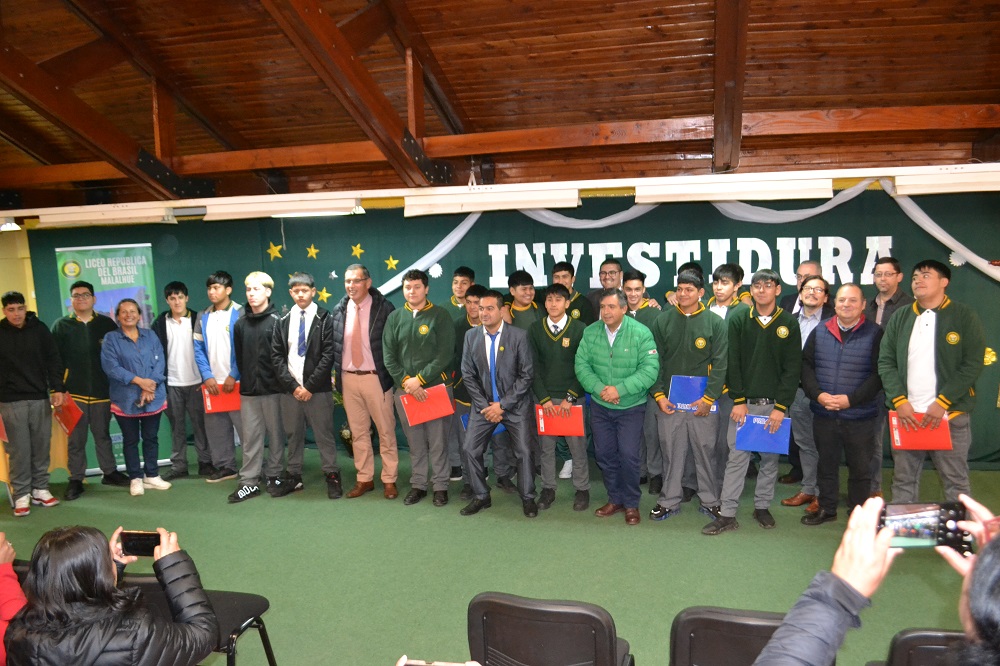 Liceo República del Brasil realizó ceremonia de Investidura de estudiantes de Mecánica Automotriz