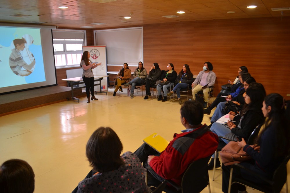 Hospital de Lanco desarrolló la Primera Jornada de Encuentro «Salud y Educación» para Equipos Escolares