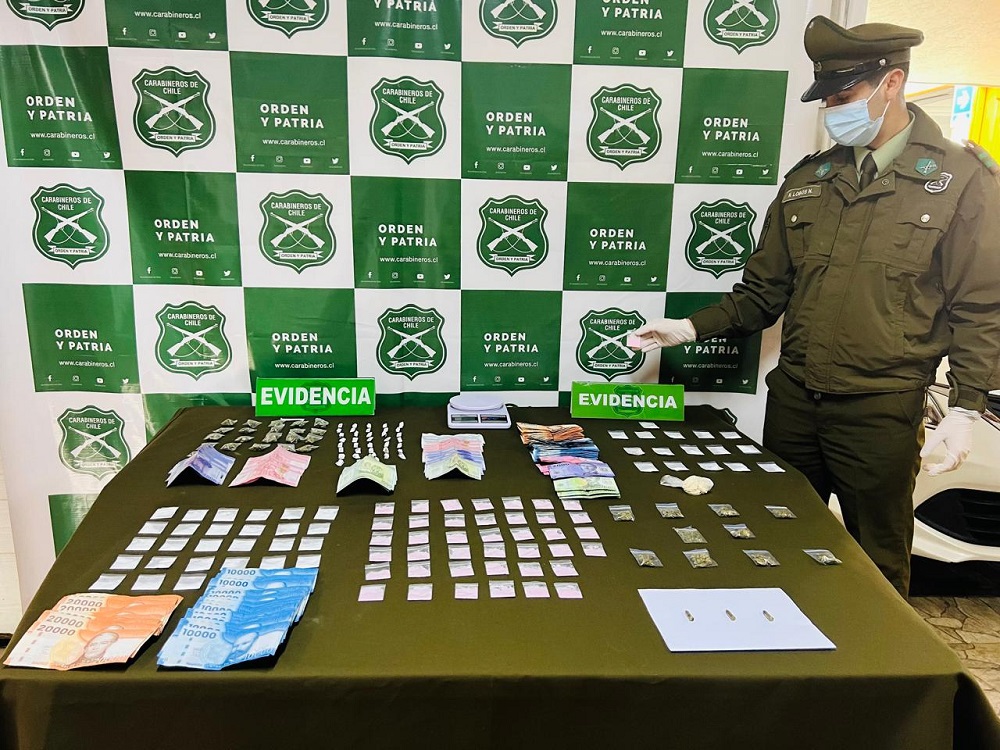 Carabineros del OS7 detuvo a organización criminal dedicada a la venta de droga en Mariquina