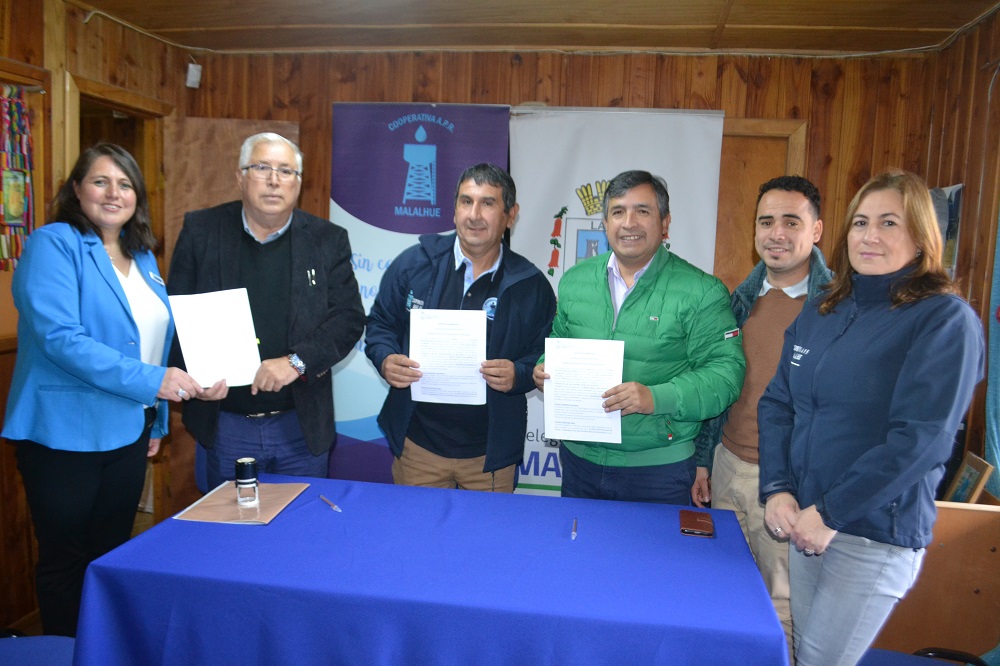 Municipalidad de Lanco y Cooperativa de Agua Potable Rural de Malalhue firman Convenio de Colaboración Mutua