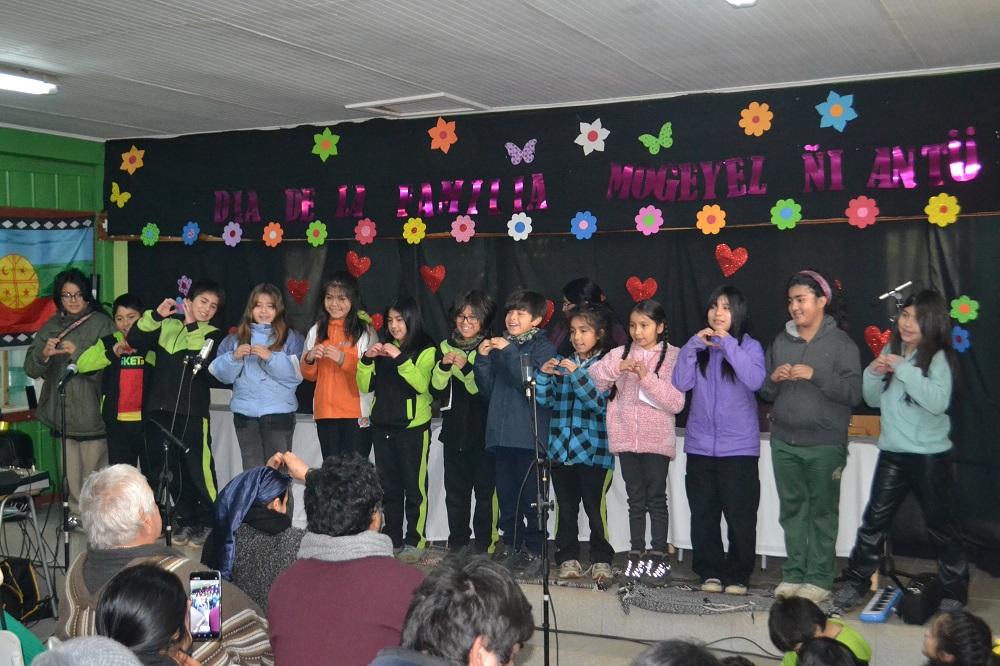 Con autoridades e invitados la escuela Rucaklen de Lumaco conmemora el Día de la Familia