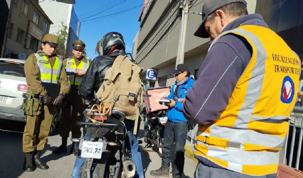 Carabineros llama a los motoristas a la conducción responsable