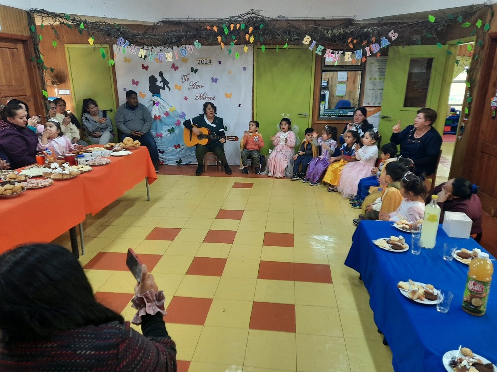 Comunidad educativa del Jardín We-Liwen de Antilhue celebra el Día de la Familia