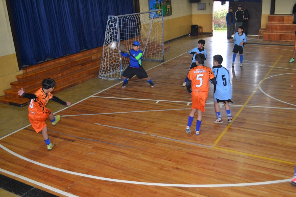 En Malalhue se desarrolla la Final del Campeonato Escolar de Futsal Sub-14