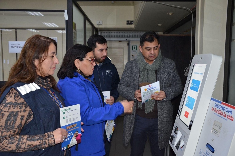 Autoridades explican proyecto de ley que busca triplicar cobertura del subsidio eléctrico