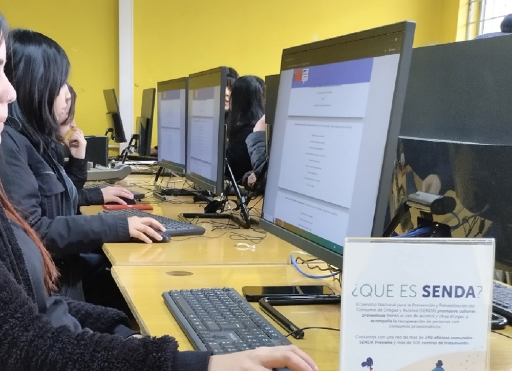 SENDA y el Ministerio de Educación invitan a estudiantes de IIº medio de la región de Los Ríos a participar de la Encuesta Juventud y Bienestar