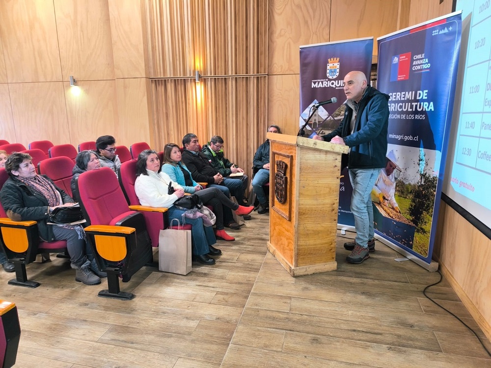 Se realizó seminario “Mujer campesina: resiliente y visionaria ante el cambio climático en el sur de Chile”