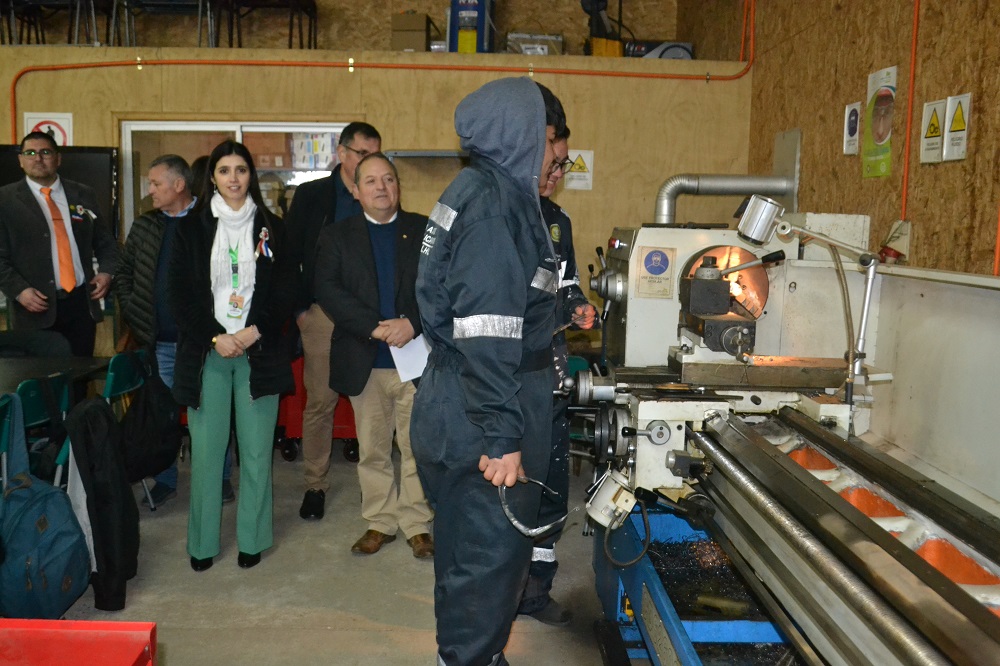 En Malalhue se celebra el Día de la Educación Técnico Profesional con recorrido e inauguraciones en el Liceo República del Brasil