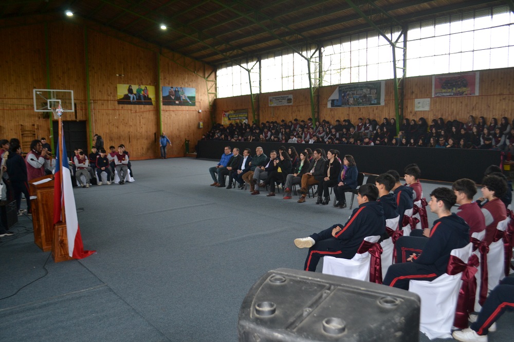 Liceo Bicentenario Camilo Henríquez de Lanco inicia celebración de su 43° Aniversario