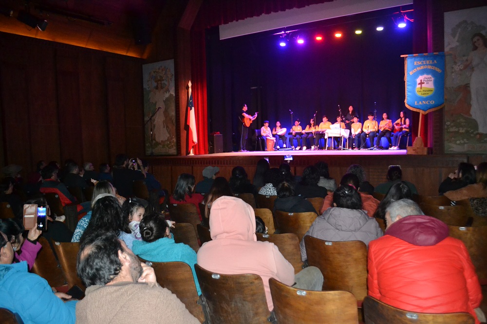 Con invitados de lujo se realizó Gala Folclórica de la Escuela Juan Pablo Segundo de Purulón