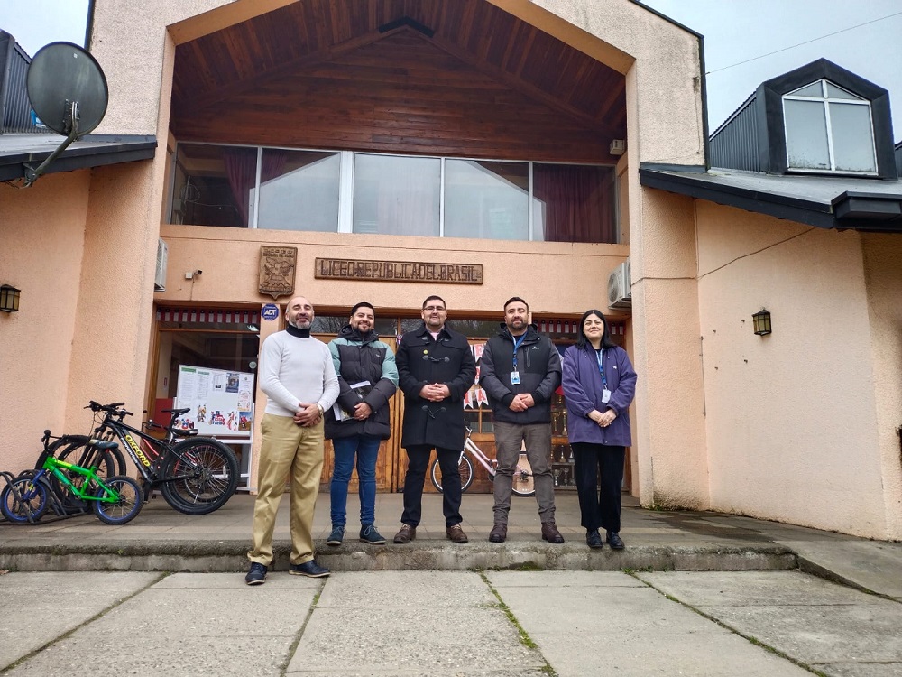 Unidad de Infraestructura del SLEP Valdivia visita colegios de Malalhue para conocer su realidad