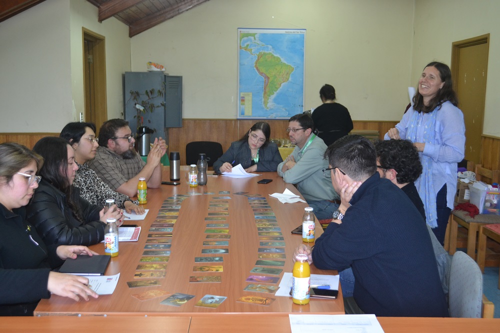 Equipos de convivencia escolar de la comuna de Lanco fortalecen estrategias en Jornada con el Programa «A Convivir se Aprende»