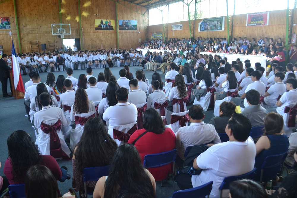 142 estudiantes fueron licenciados en el Liceo Bicentenario Camilo Henríquez González de Lanco