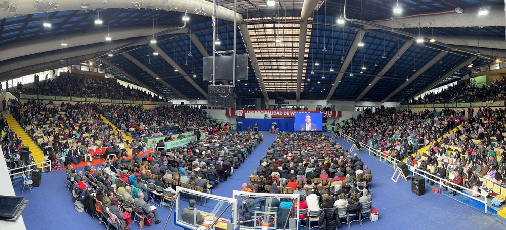 Los Testigos de Jehová organizan su Convención Anual en Valdivia, la que promete dar “solo buenas noticias” Los Testigos de Jehová organizan su Convención Anual en Valdivia, la que promete dar “solo buenas noticias”