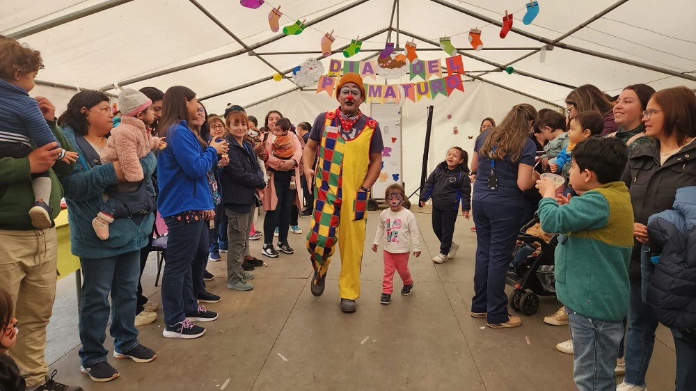 Hospital Base Valdivia conmemoró con usuarios y sus familias el Día Mundial del Prematuro