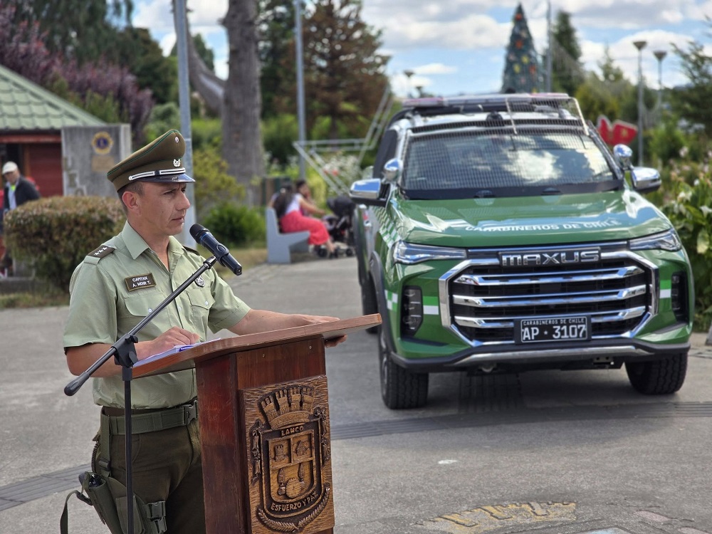 Junto a la llegada de un nuevo vehículo a Lanco, Carabineros lanza Plan «Navidad Segura»