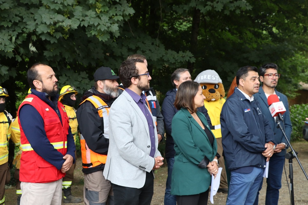 Autoridades refuerzan llamado a la prevención de incendios forestales