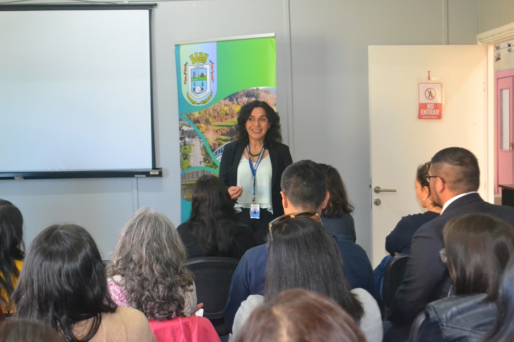 SLEP Valdivia y equipos directivos de Lanco avanzan en preparación para nueva administración educativa