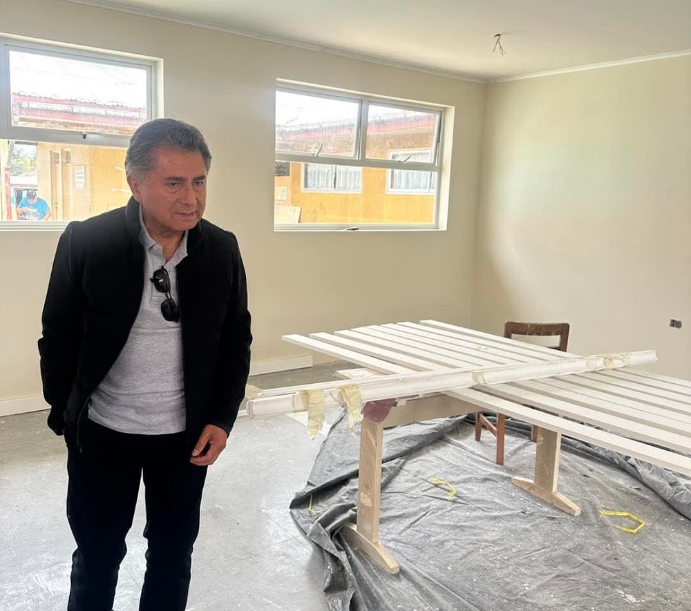 Presidente de la FDMA visitó obras de mejoramiento y ampliación en el Liceo Bicentenario Padre Alcuino de Malalhue