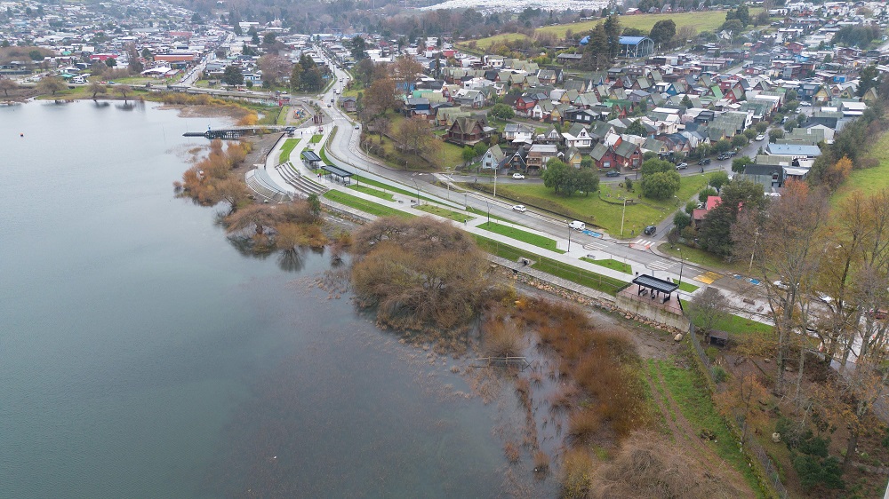 Subsecretario MOP inaugura segunda etapa de la Costanera de Panguipulli, que mejora oferta turística de la comuna Subsecretario MOP inaugura segunda etapa de la Costanera de Panguipulli, que mejora oferta turística de la comuna