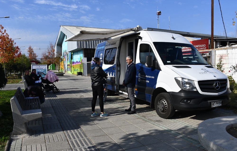 Bus de la Justicia se trasladará la próxima semana a Malalhue, Futrono y Neltume para entregar asesoría jurídica Bus de la Justicia se trasladará la próxima semana a Malalhue, Futrono y Neltume para entregar asesoría jurídica